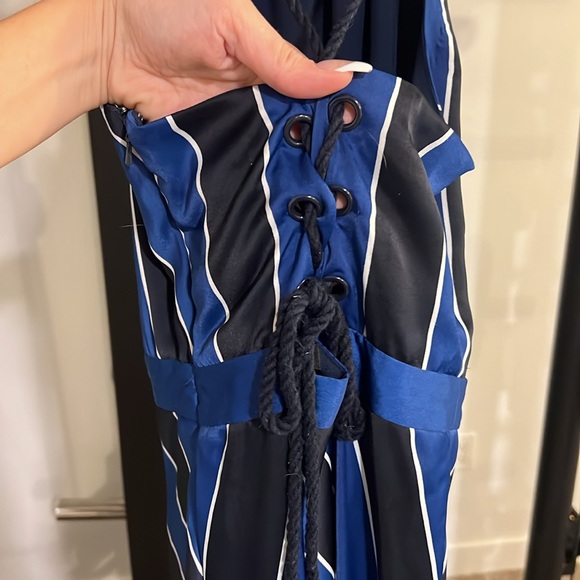 Guess Blue Chevron Full Length Satin Maxi Dress with Braided Rope Size 4 - Picture 4 of 4